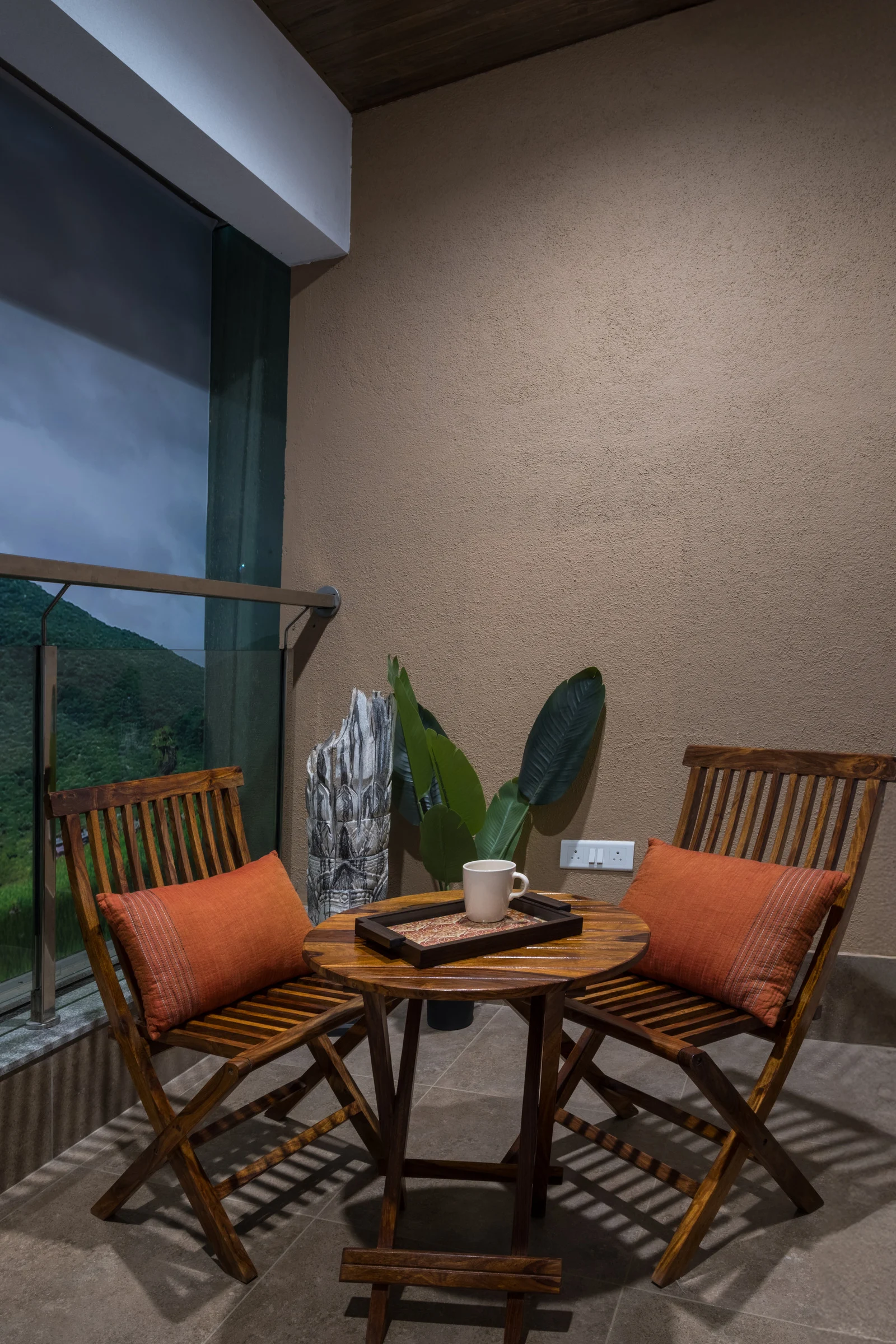 Warmth in Browns — project photograph